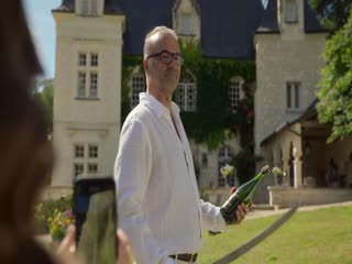 Emily Ở Paris (Phần 2) Tập Tập 08